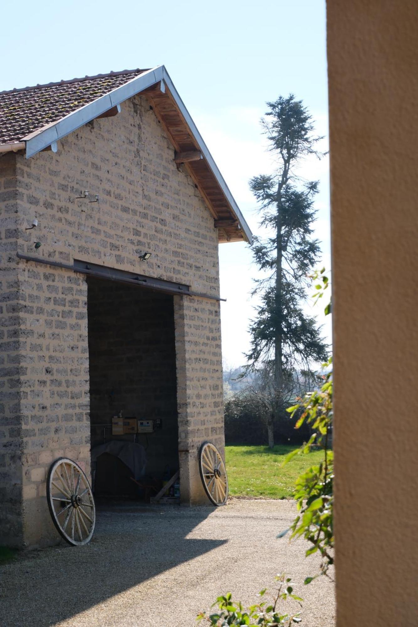 ChaveyriatLa Petite Parenthese住宿加早餐旅馆 外观 照片
